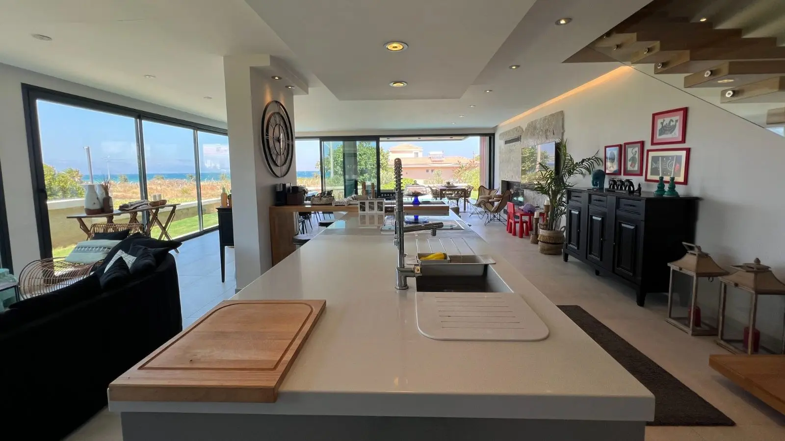 Modern kitchen
